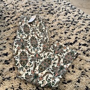 Chicos size .5 (size 6) ankle jean NWT